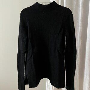 Banana Republic Wool Turtleneck Sweater (NWOT)